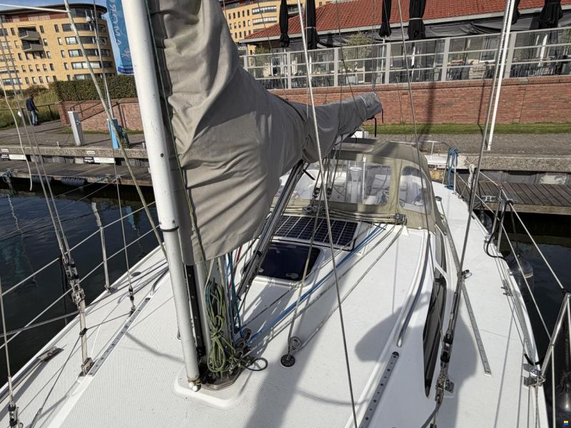 Catalina 320