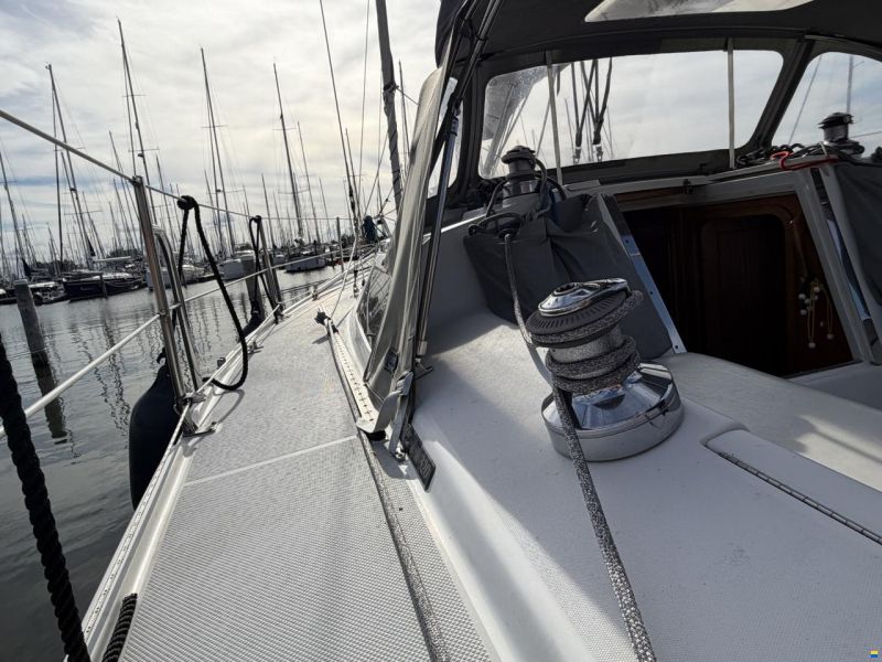 Catalina 320