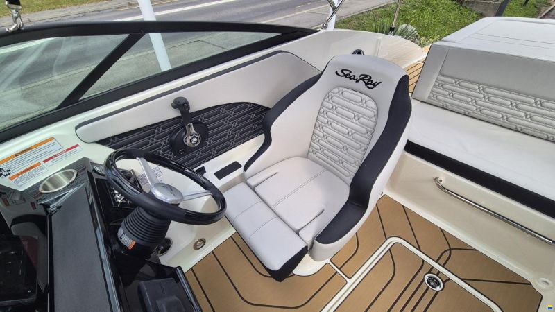 Sea Ray SPX 190 Europe