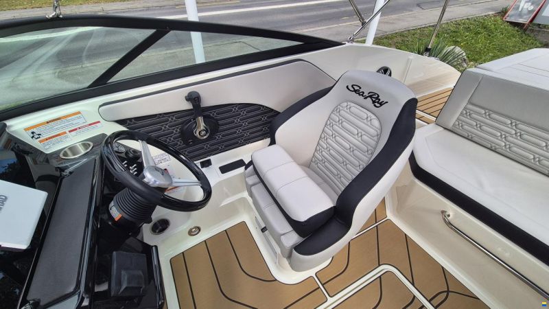 Sea Ray SPX 190 Europe