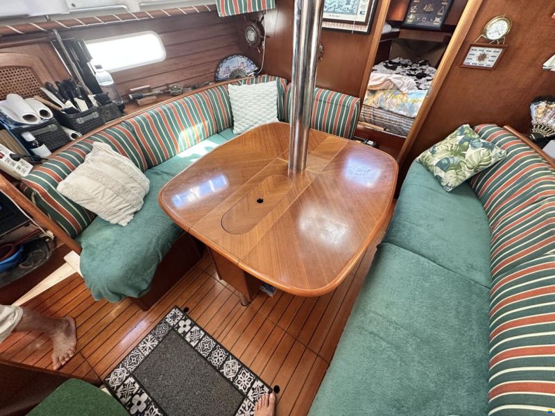 Beneteau Oceanis 36 CC