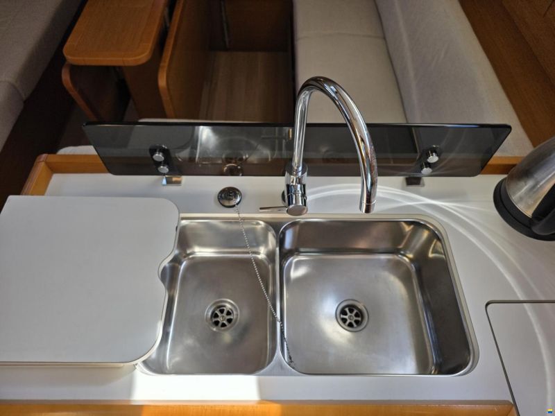 Jeanneau Sun Odyssey 379