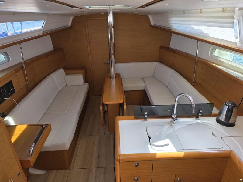 Jeanneau Sun Odyssey 379