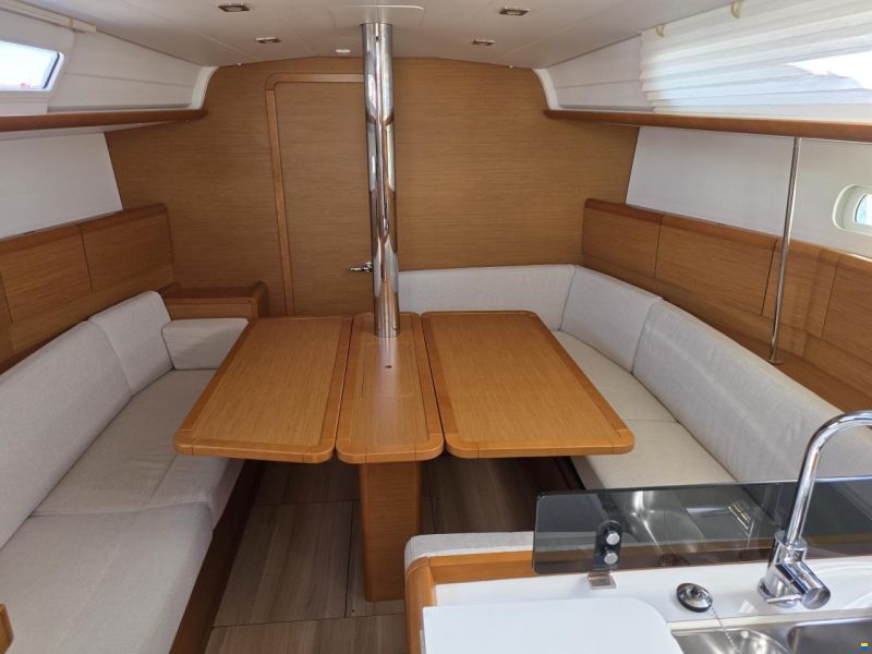 Jeanneau Sun Odyssey 379