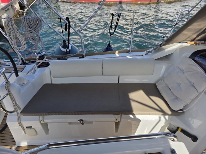Jeanneau Sun Odyssey 379