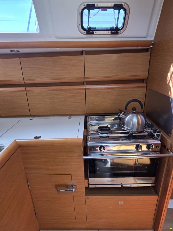 Jeanneau Sun Odyssey 379