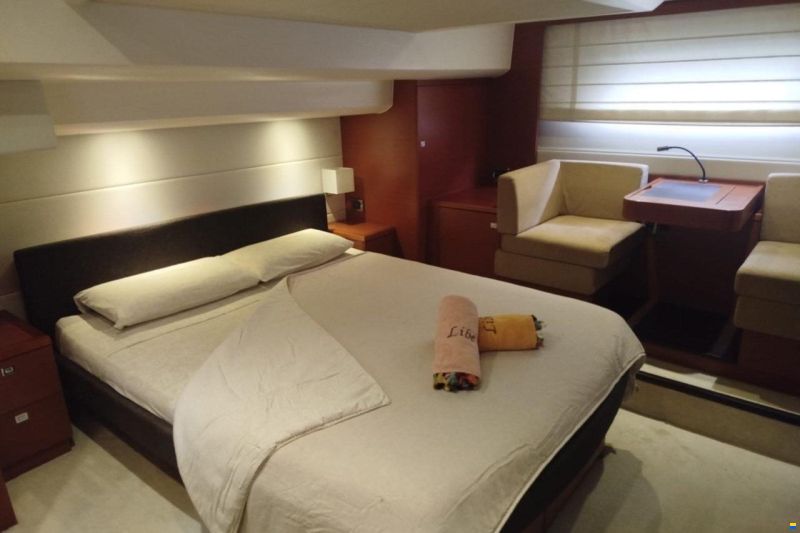 Prestige 550