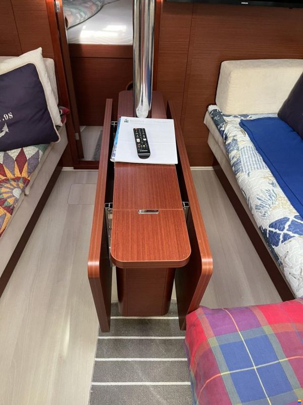 Hanse 348