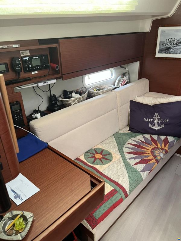 Hanse 348