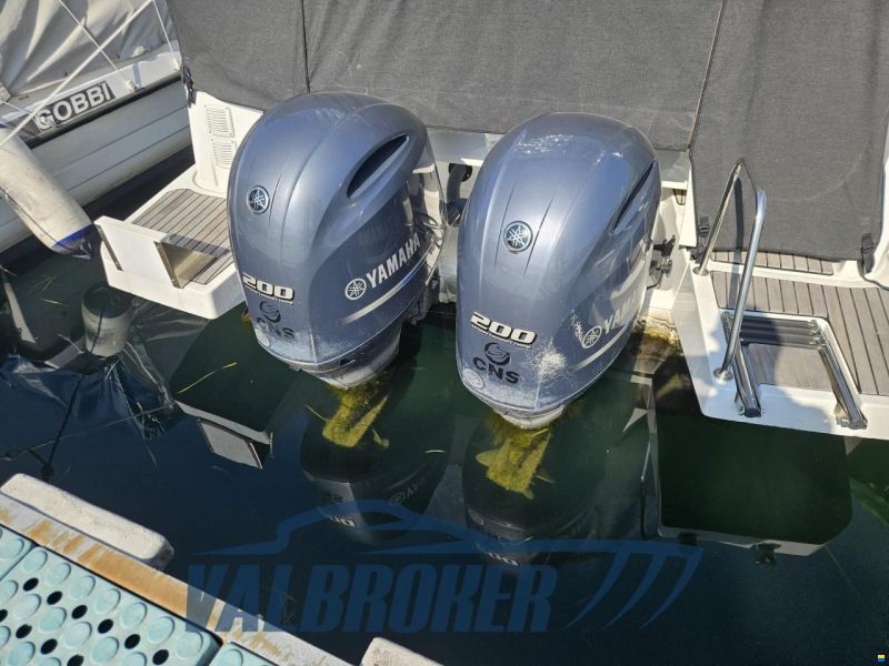 Jeanneau Merry Fisher 895