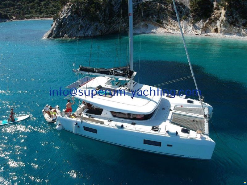 Lagoon 42