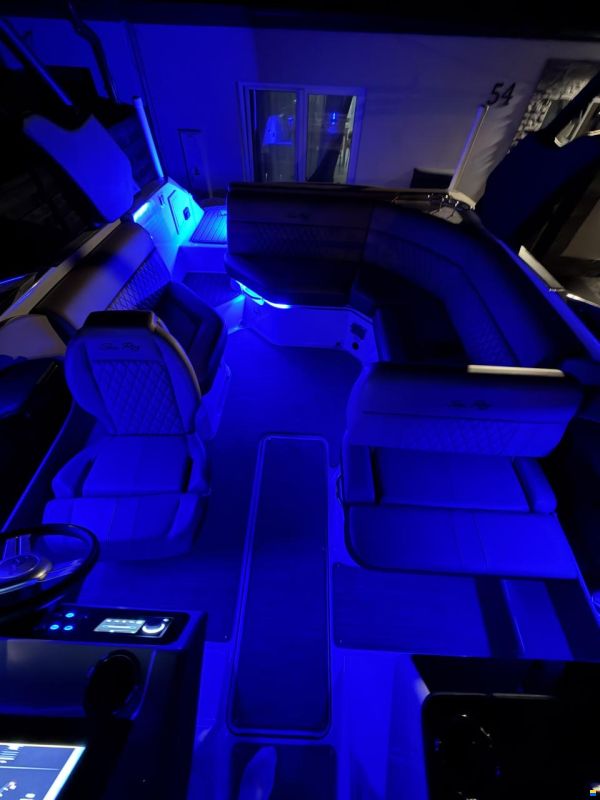 Sea Ray SLX230