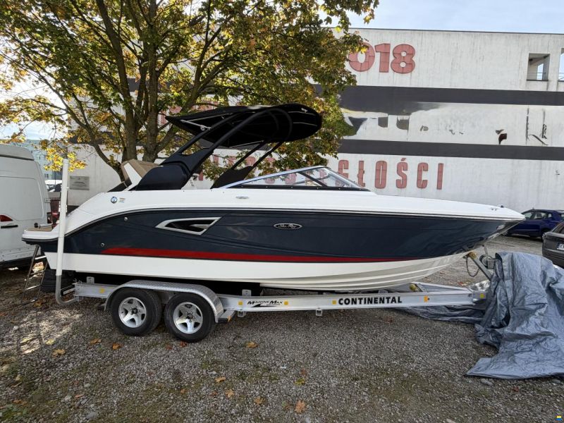 Sea Ray SLX230