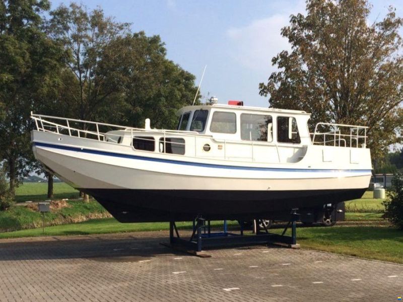 Linssen - Sint Jozef Vlet 950 Salon AK