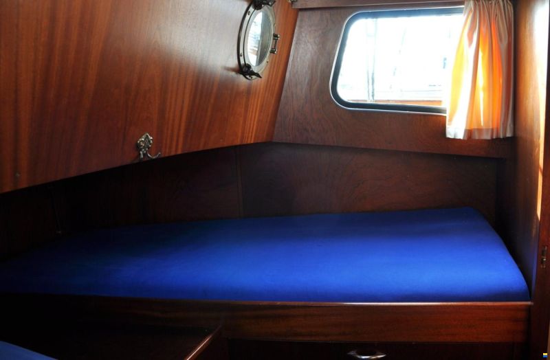 Linssen - Sint Jozef Vlet 950 Salon AK