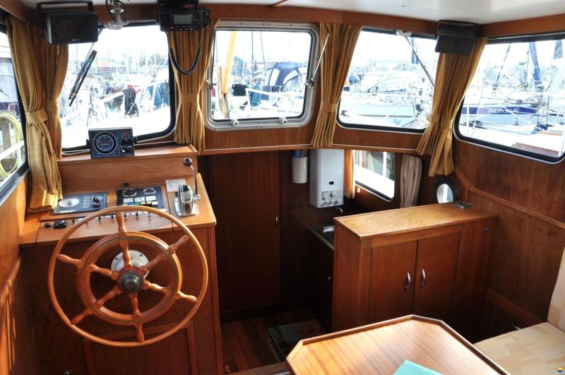 Linssen - Sint Jozef Vlet 950 Salon AK