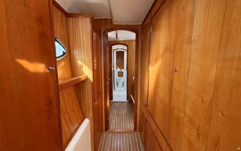Charter Cats Prowler 48