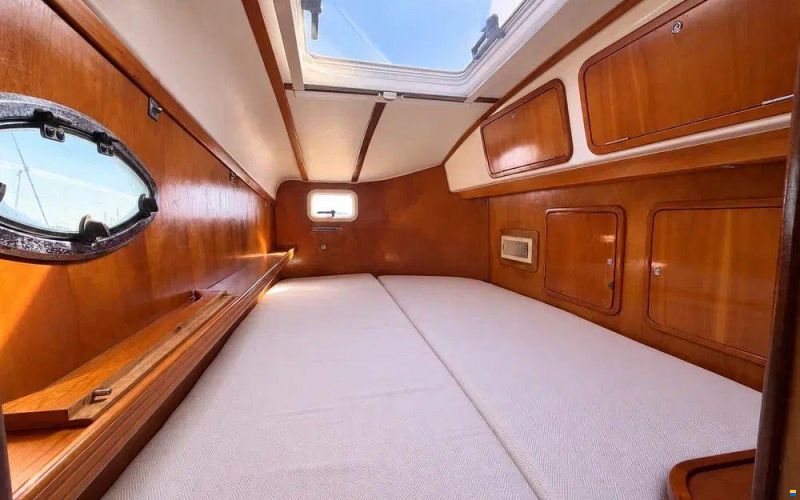 Charter Cats Prowler 48