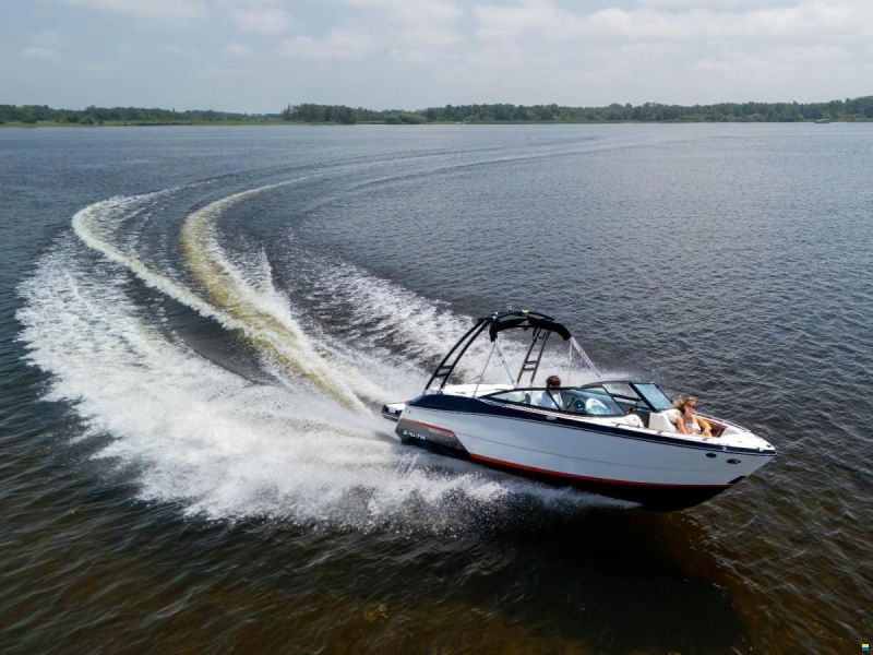 Monterey 238 Super Sport