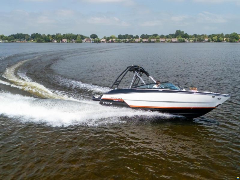 Monterey 238 Super Sport
