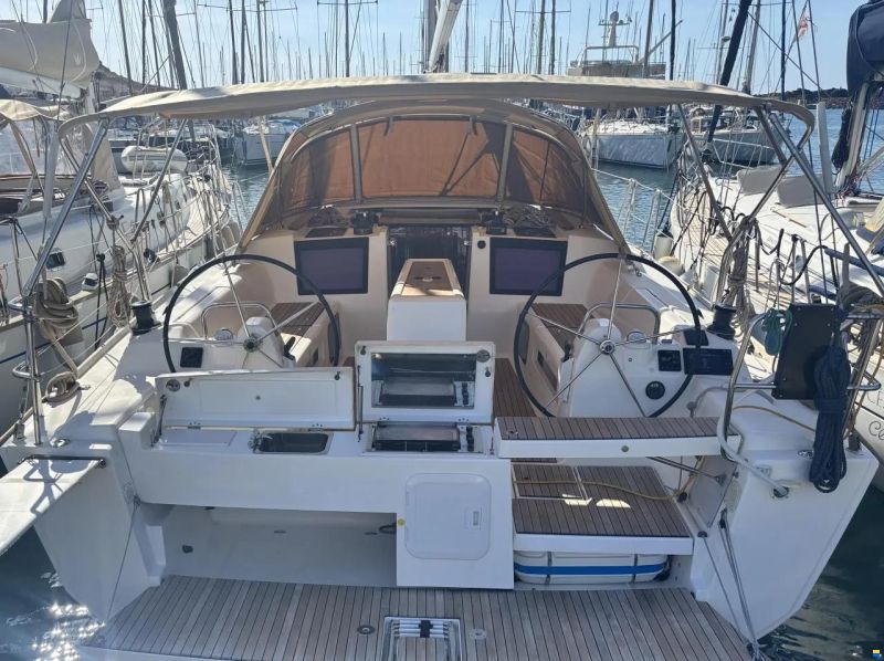 Dufour 412