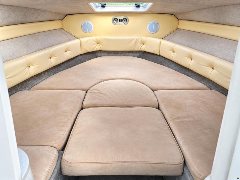 Crownline 210 CCR