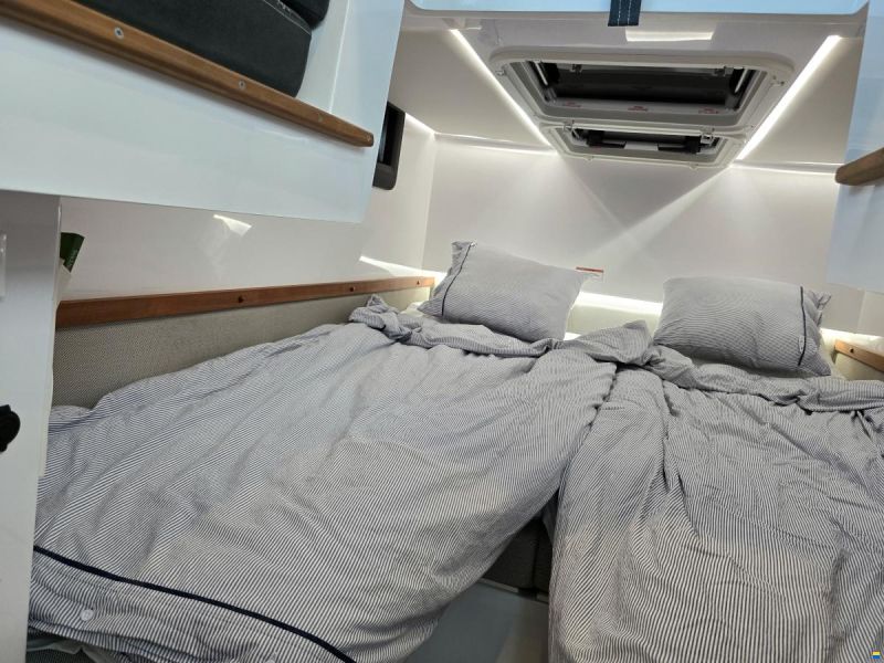 Axopar 37 XC Aft Cabin 2x300hk Mercury Verado X