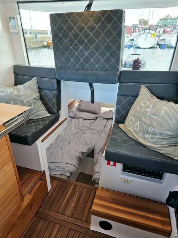 Axopar 37 XC Aft Cabin 2x300hk Mercury Verado X