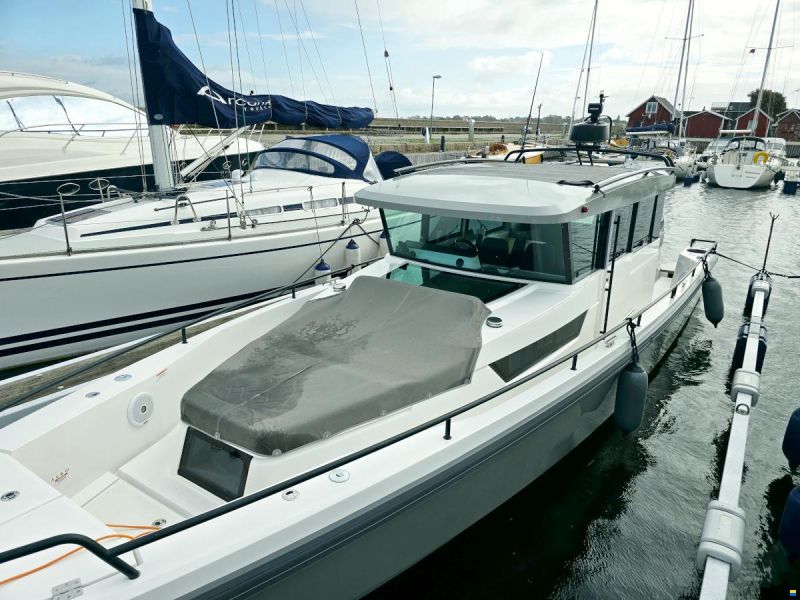 Axopar 37 XC Aft Cabin 2x300hk Mercury Verado X