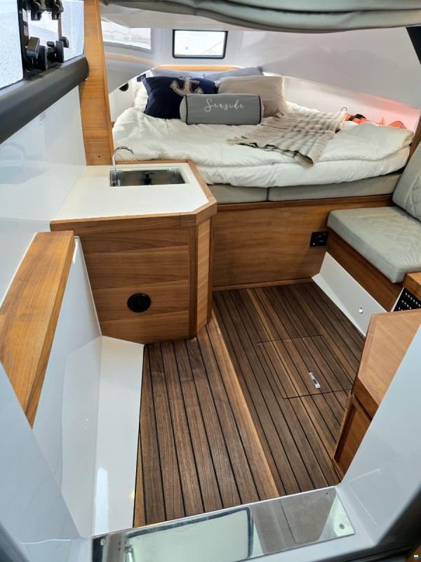 Axopar 37 XC Aft Cabin 2x300hk Mercury Verado X