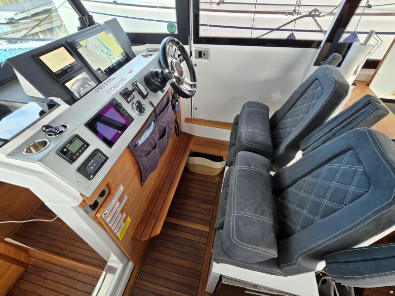Axopar 37 XC Aft Cabin 2x300hk Mercury Verado X