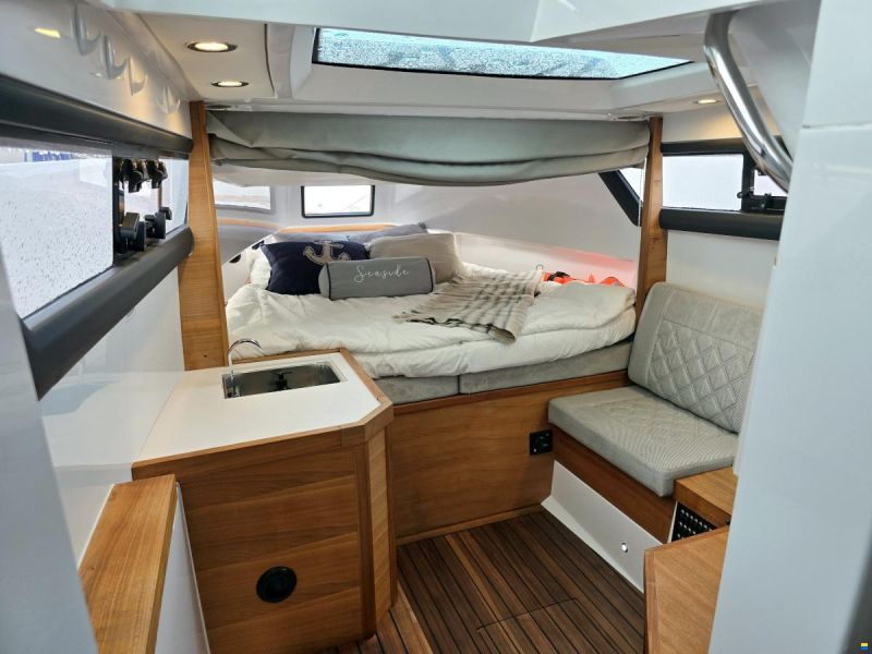 Axopar 37 XC Aft Cabin 2x300hk Mercury Verado X