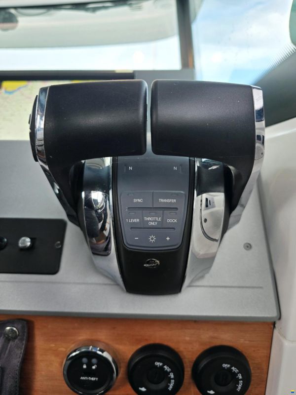 Axopar 37 XC Aft Cabin 2x300hk Mercury Verado X