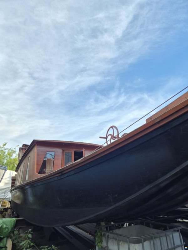 Witti Boots- und Zillenbau Hausboot