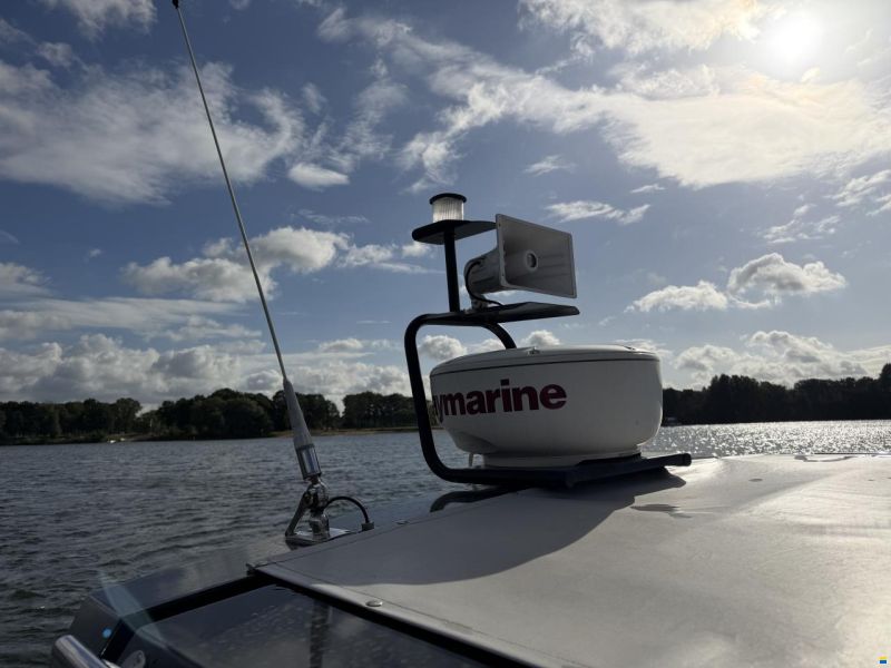 Axopar 28 Cabin
