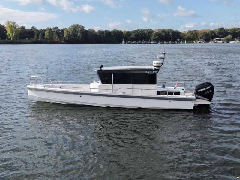 Axopar 28 Cabin