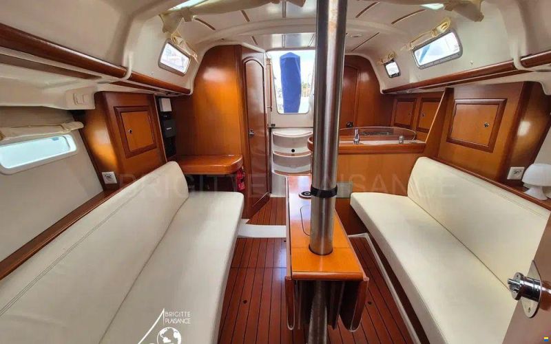 Beneteau OCEANIS 323 CLIPPER DL