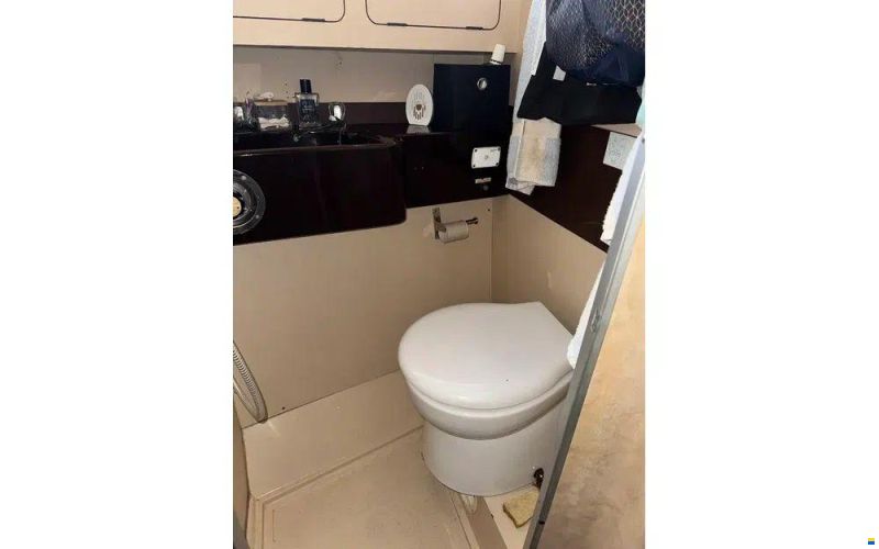 Marine Project Princess 38
