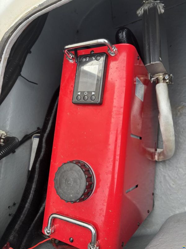 Quicksilver Pilothouse 500