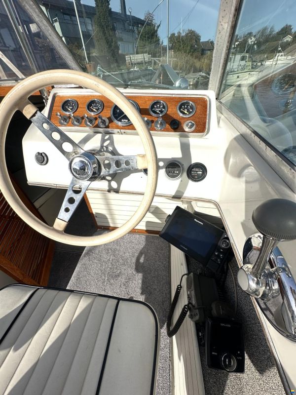 Chris Craft Lancer 23