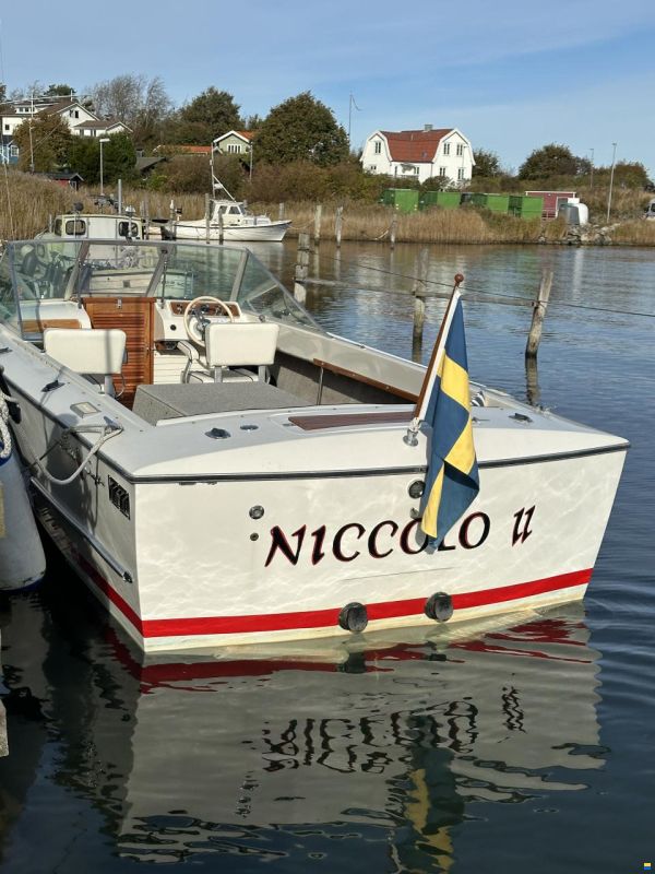 Chris Craft Lancer 23