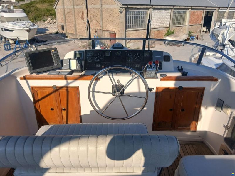 AMS Marine Trawler 39