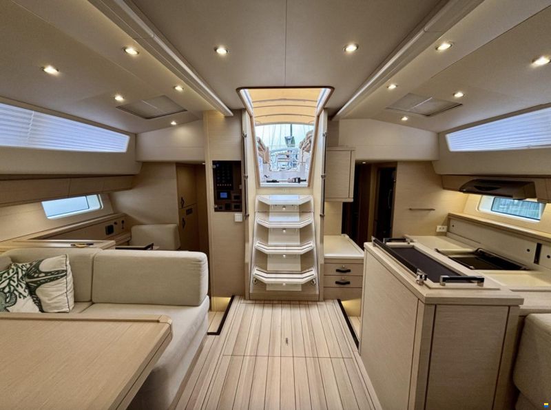 Jeanneau 64