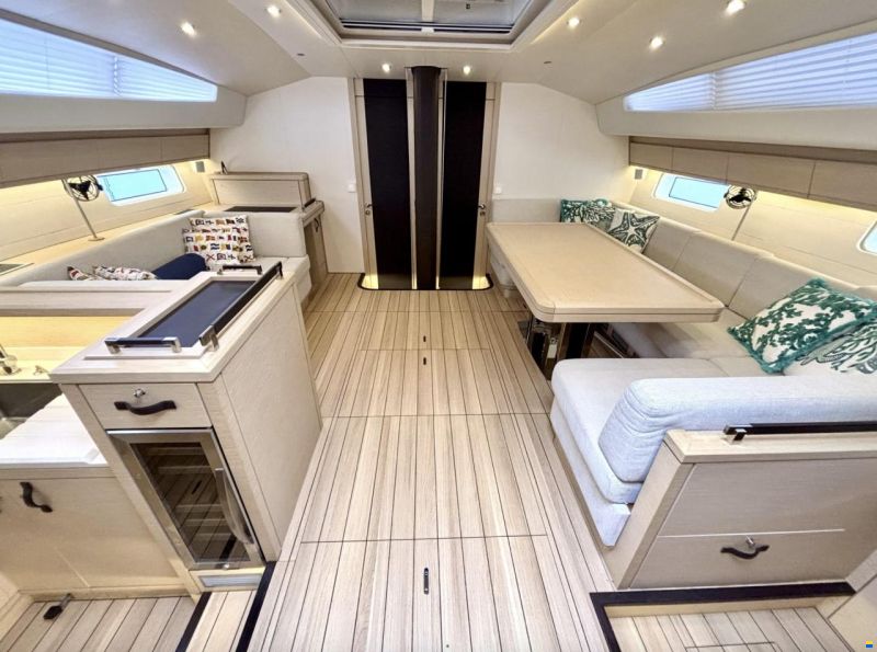 Jeanneau 64