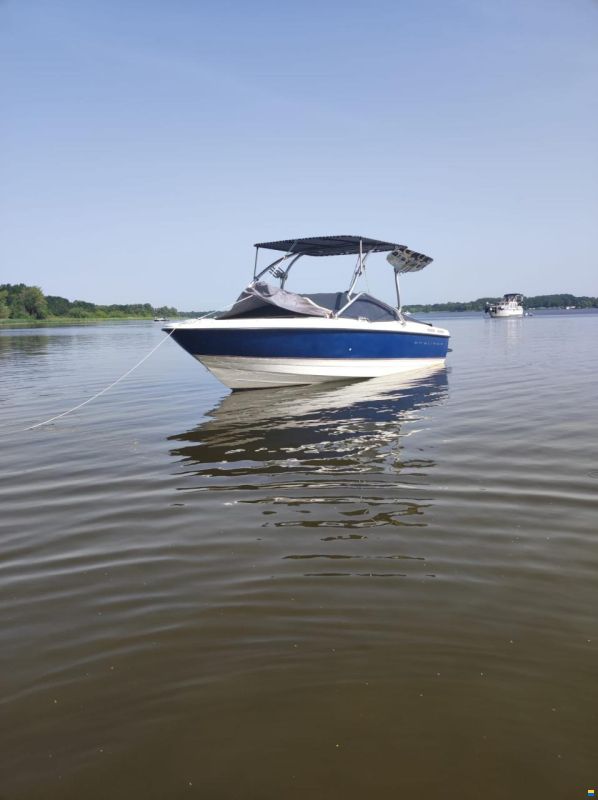 Bayliner 215 Bowrider
