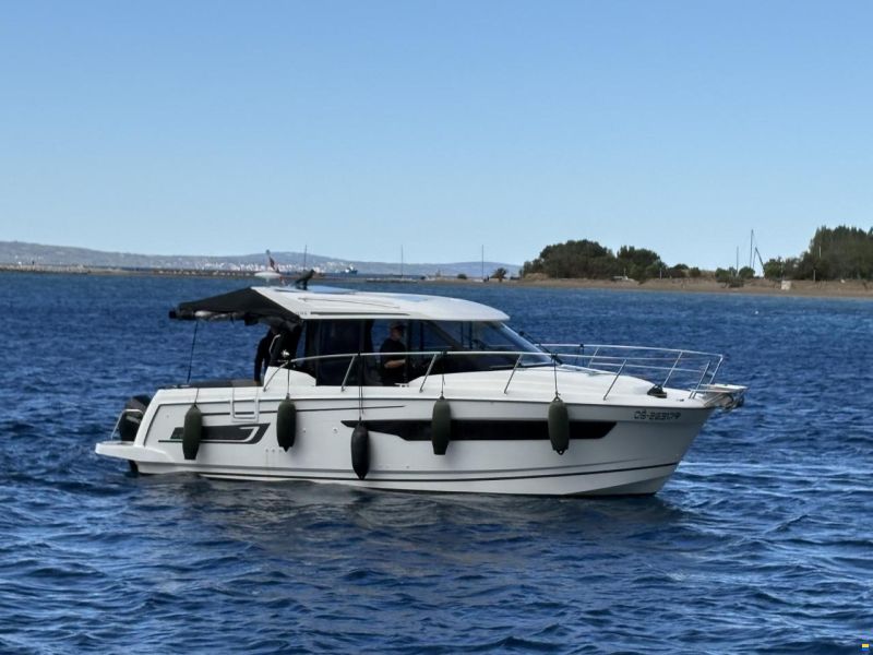 Jeanneau Merry Fisher 895