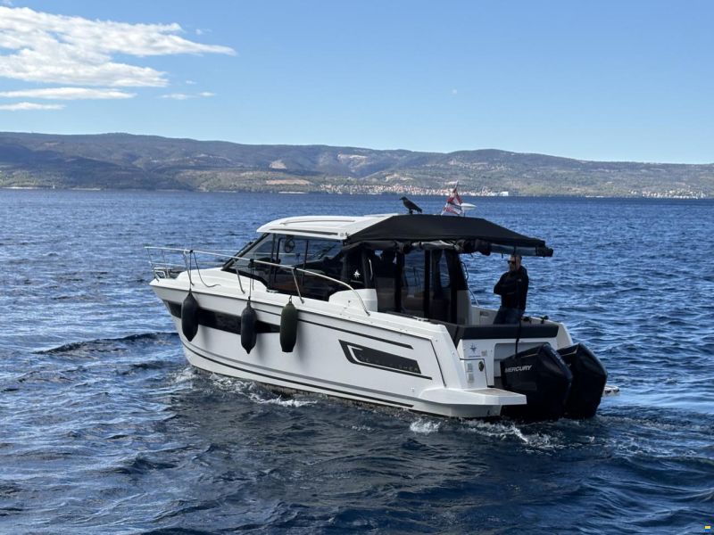 Jeanneau Merry Fisher 895