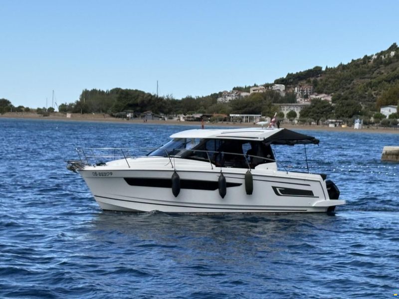 Jeanneau Merry Fisher 895
