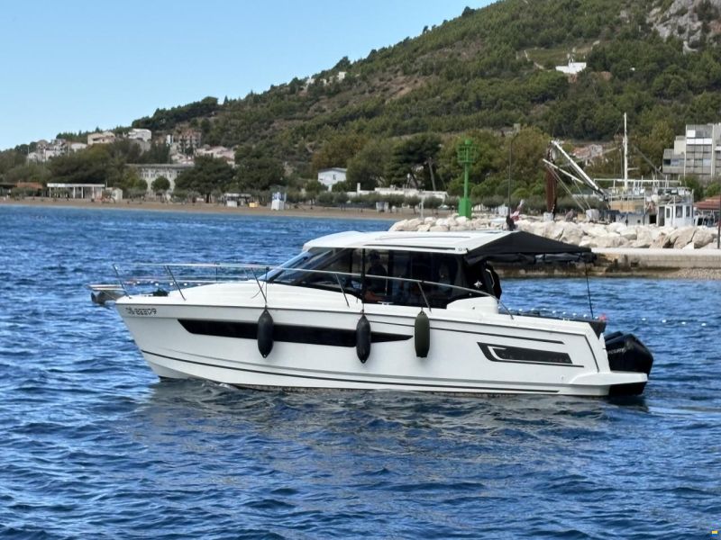Jeanneau Merry Fisher 895