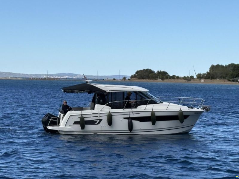 Jeanneau Merry Fisher 895